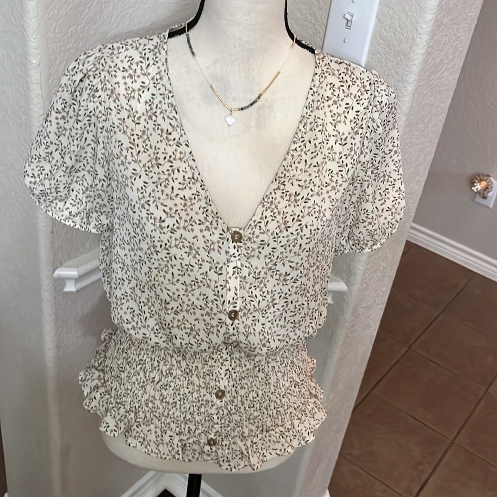 Sienna Sky pink & green floral top Size M - Picture 13 of 17